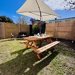 בית נופש Maison 4p-jardin-10 Min Puydufou-calme לז הרבייה